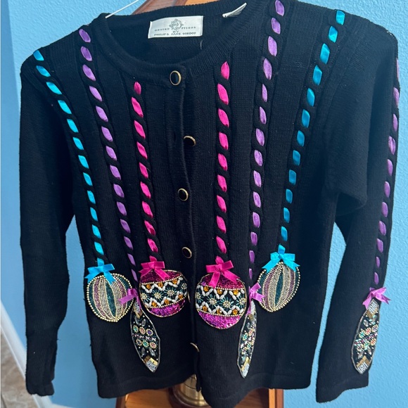 New.  Beautiful colors of Christmas Ornaments.  Ribbons and sequins. - Picture 6 of 12